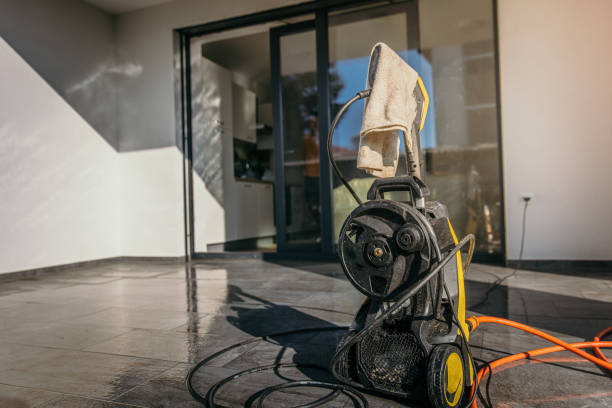 Best Driveway Cleaning and Restoration in Independence, MO